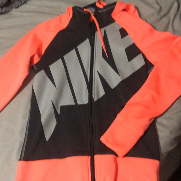 Nike Tops - Nike hooded jacket